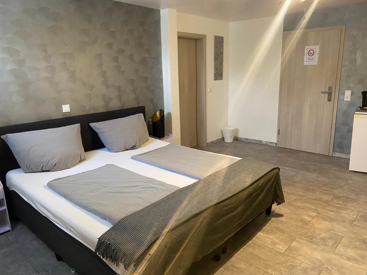 Mikroapartments Klarenthal Saarbruecken Ngoại thất bức ảnh