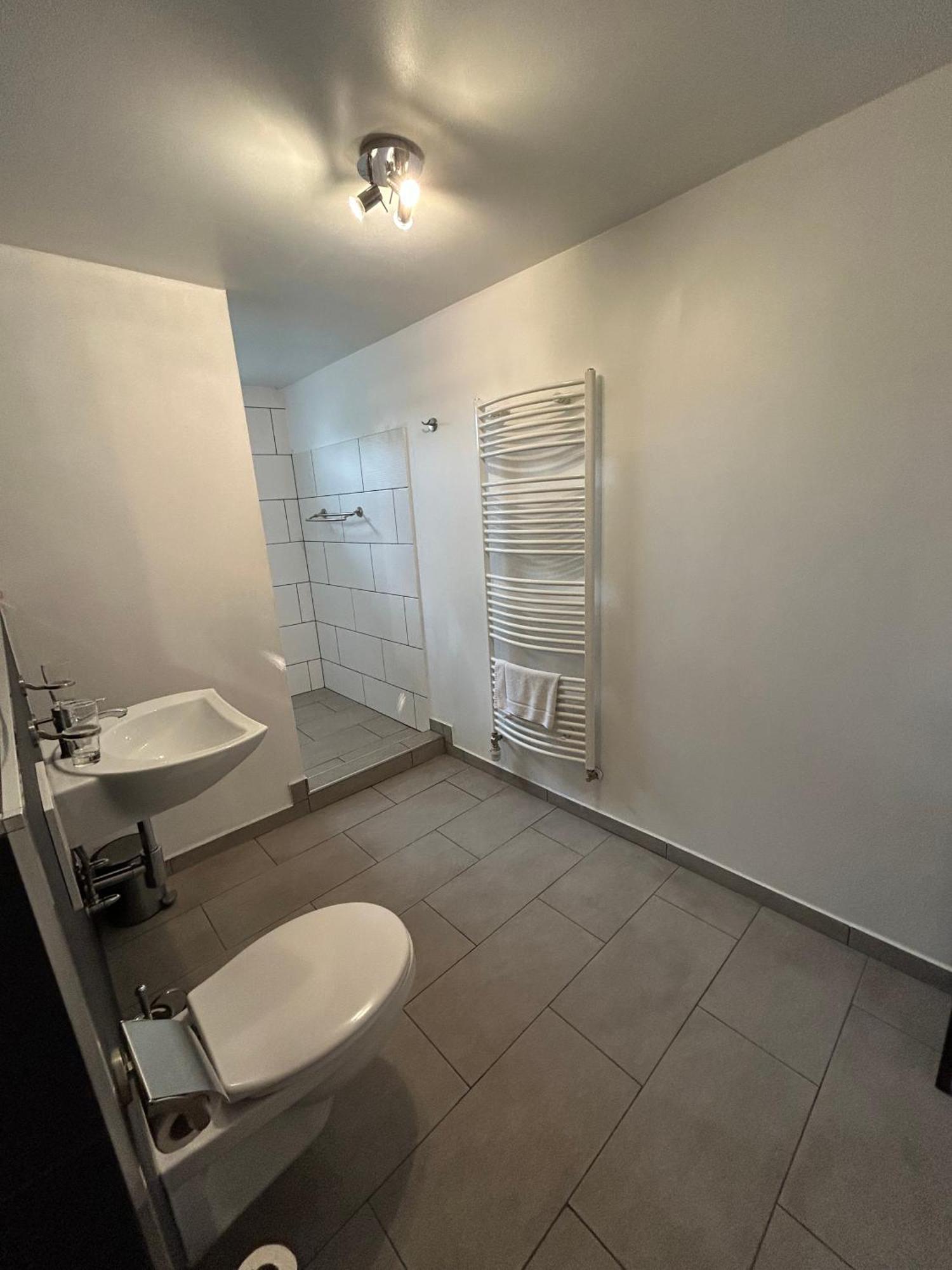 Mikroapartments Klarenthal Saarbruecken Ngoại thất bức ảnh