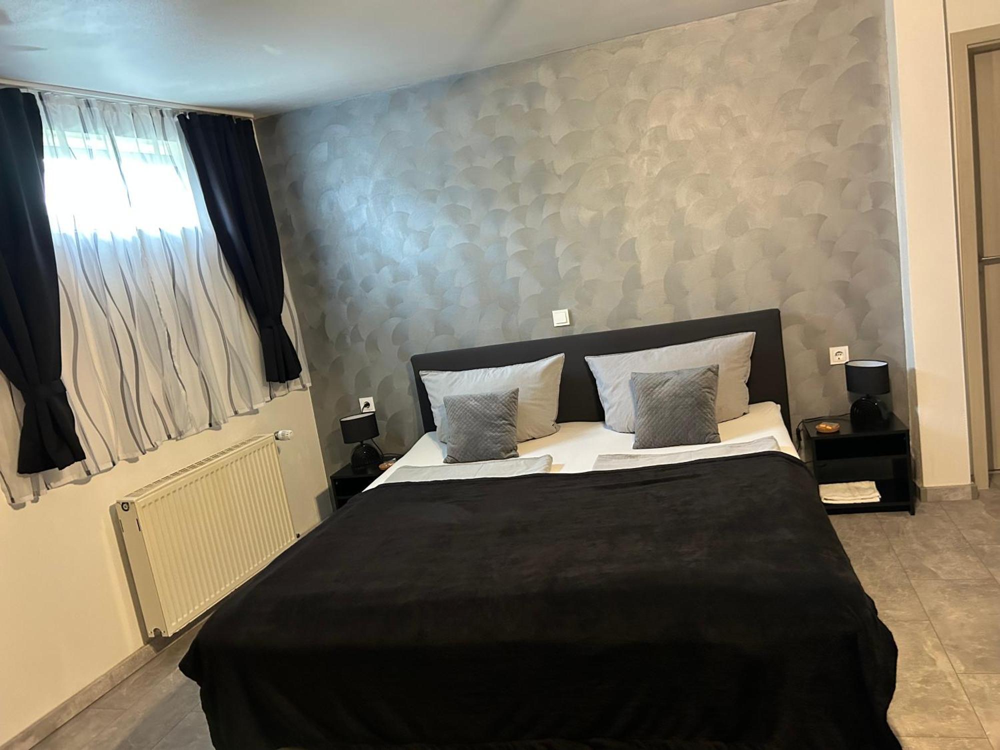 Mikroapartments Klarenthal Saarbruecken Ngoại thất bức ảnh