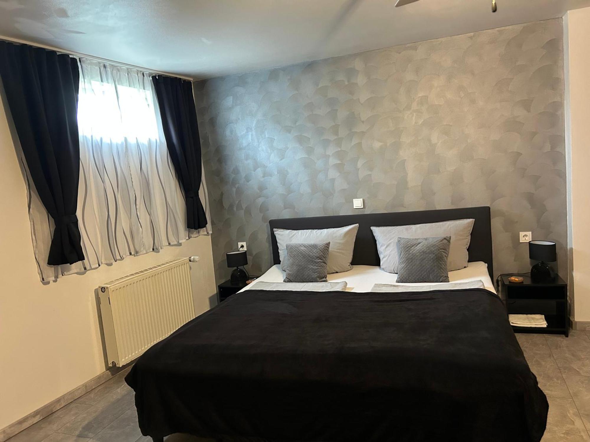 Mikroapartments Klarenthal Saarbruecken Ngoại thất bức ảnh